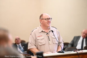 Senate Education Committee does good deed for House bill to help Boy Scouts, Girl Scouts